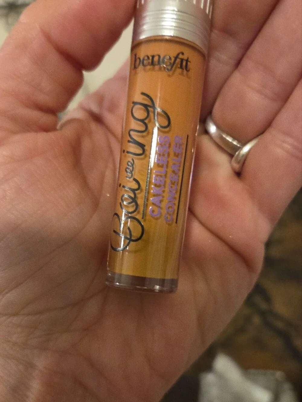 Benefit creamy liquid